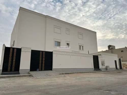 Building 900 SQM Facing North Al-Mahdiyah, West Riyadh, Riyadh