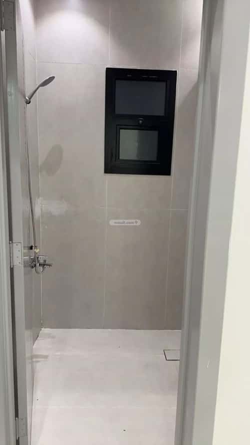 Apartment with 4 Bedrooms Al Bayan, East Riyadh, Riyadh