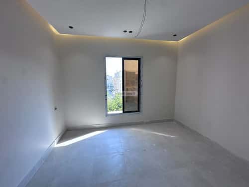 4 bedroom apartment in Al Salamah