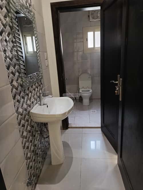 شقة ب 5 غرف النزهة، شمال جدة، جدة