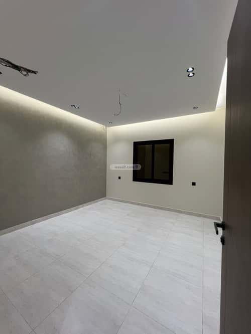 شقة 4 غرف في الروضة