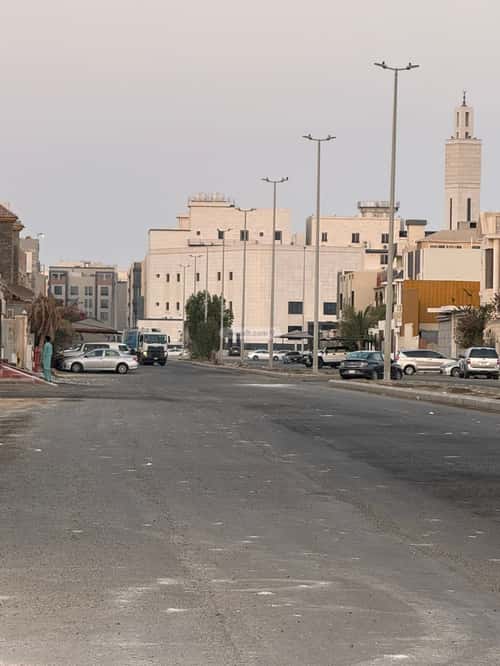 أرض 622.6 متر مربع جنوبية شرقية على شارع 20م الصواري، شمال جدة، جدة