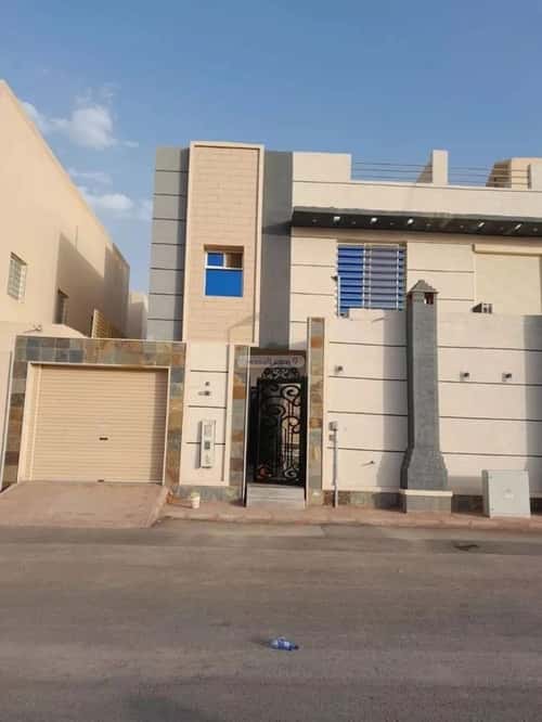 8 bedroom villa in Dhahrat Laban