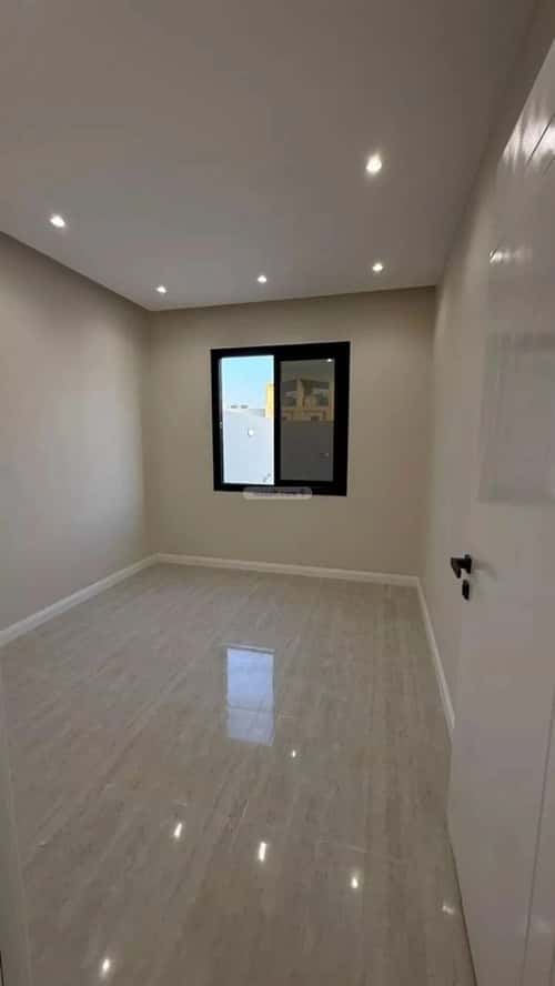 فيلا 200 متر مربع غربية على شارع 15م السويدي، غرب الرياض، الرياض