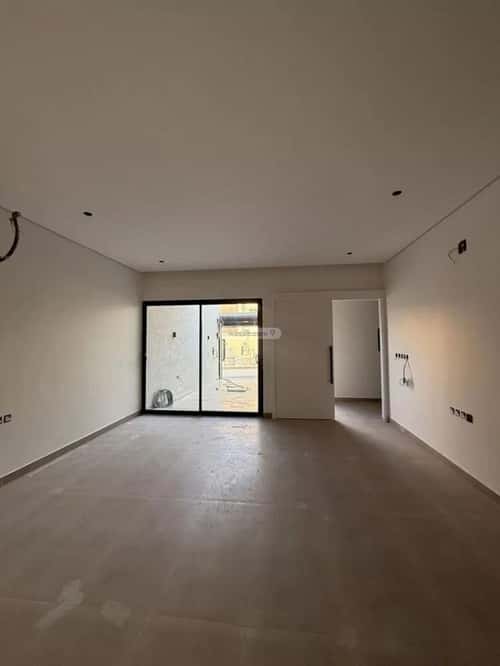 5 bedroom villa in Al Hazm