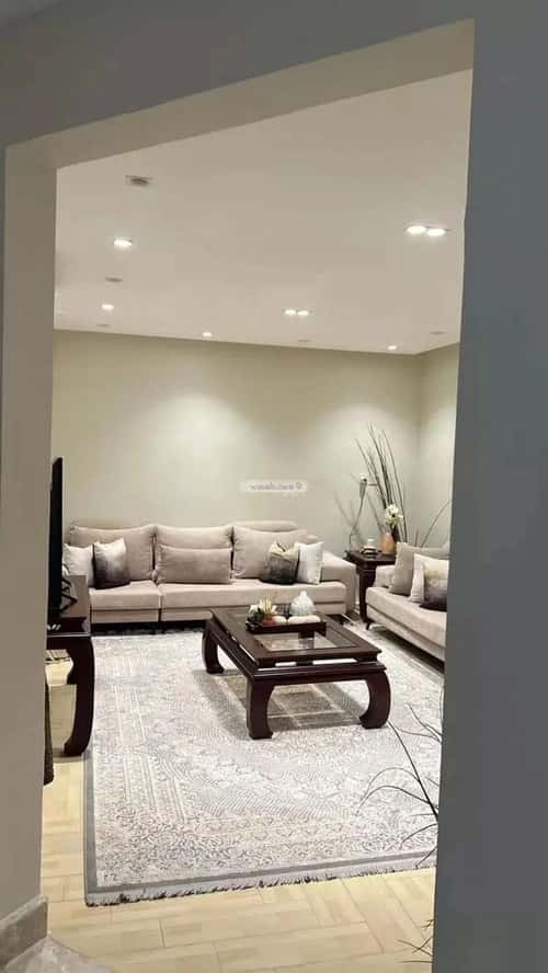 فيلا 690 متر مربع شرقية على شارع 15م الروابي، شرق الرياض، الرياض