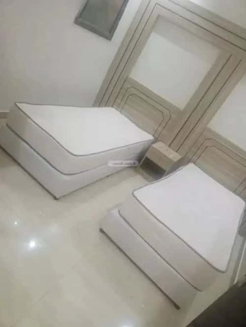 شقة بغرفة الخالدية، الخرج