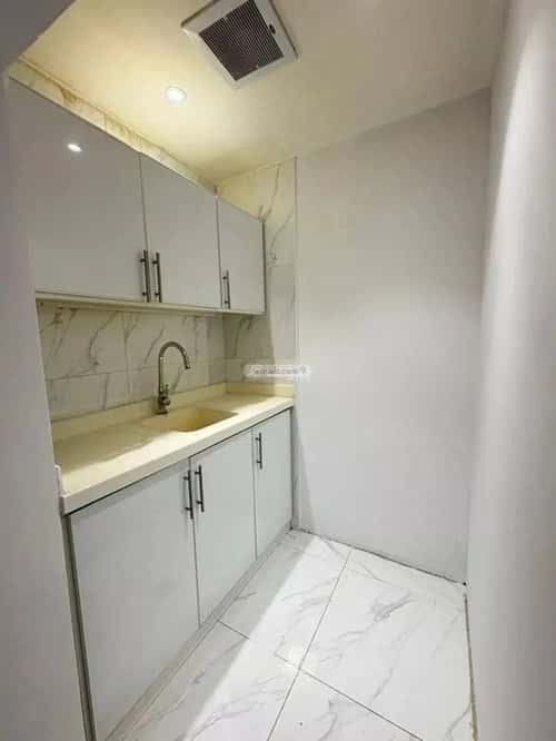 عمارة 700 متر مربع واجهة جنوبية الدريهمية، غرب الرياض، الرياض