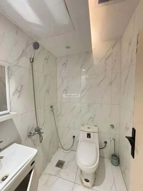 Building 700 SQM Facing South Ad-Duraihemiyah, West Riyadh, Riyadh