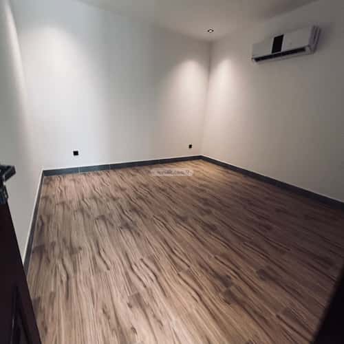 Villa 200 SQM Facing West with 8 Bedrooms Al Nahdah, North Jeddah, Jeddah