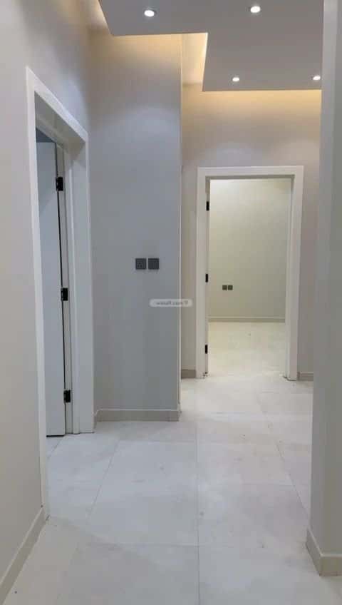 3 bedroom apartment in Dhahrat Laban