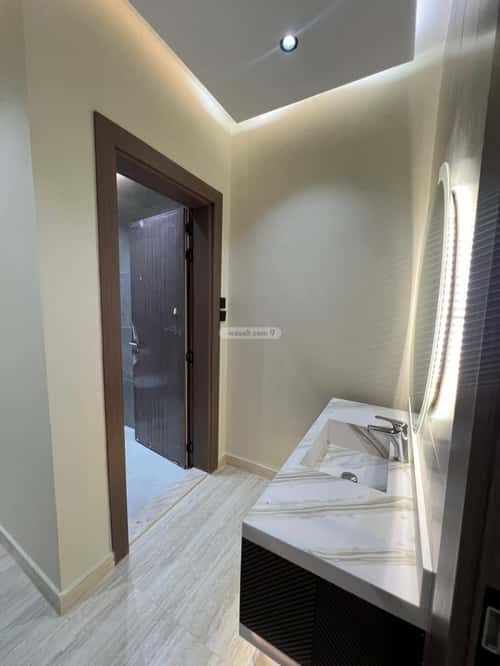4 bedroom apartment in Al Rawdah