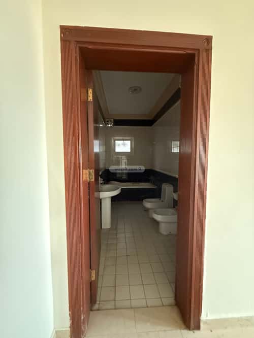 Villa 715.5 SQM Facing North with 6 Bedrooms Al Naeem, North Jeddah, Jeddah