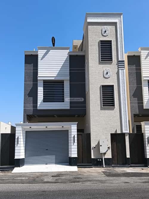 Apartment with 7 Bedrooms Al-Raqi, Khamis Mushait