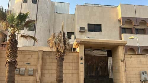 Villa 400 SQM Facing South on 12m Width Street Ar-Rabwah, Central Riyadh, Riyadh
