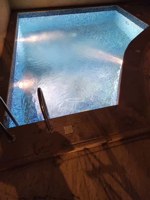 فيلا 500 متر مربع مع شقة واجهة شمالية الصحافة، شمال الرياض، الرياض