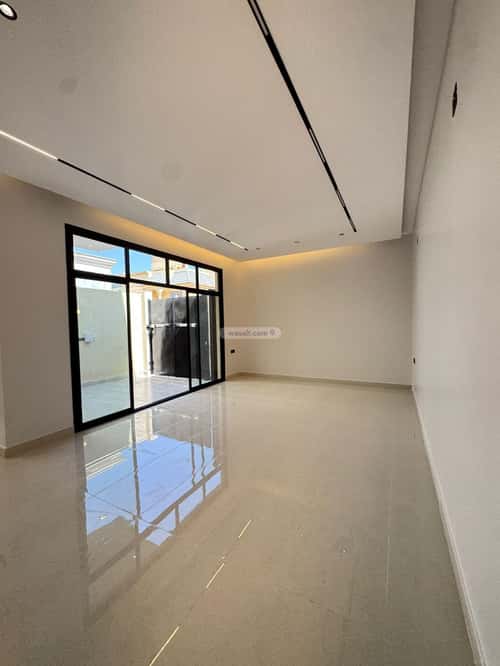 فيلا 6 غرف في الخليج