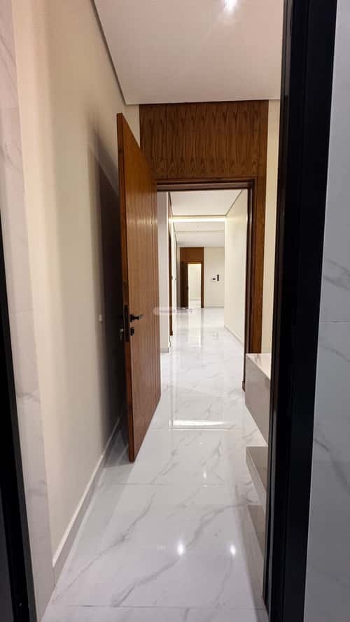 Floor 412.56 SQM with 3 Bedrooms Al Fakhriyah, Eanizah