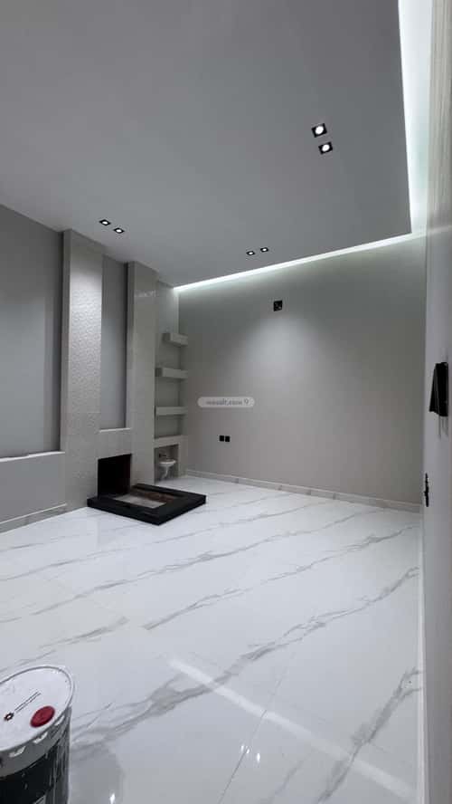 Floor 500 SQM with 3 Bedrooms As Safa, Eanizah