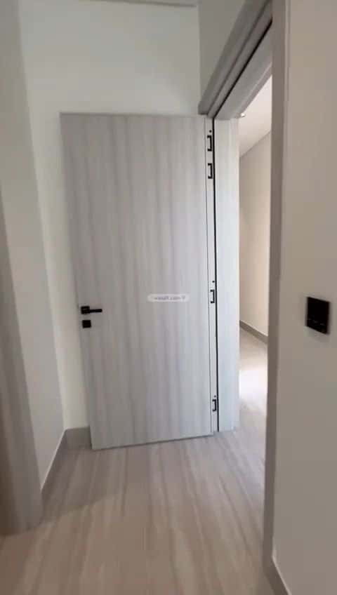 دور 390 متر مربع ب 4 غرف الصحافة، شمال الرياض، الرياض