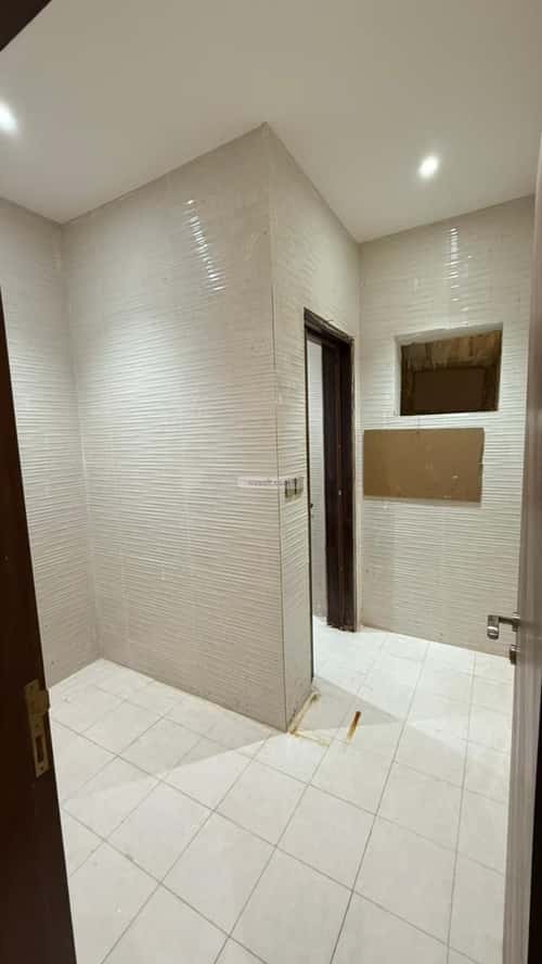 Apartment 434 SQM with 5 Bedrooms Al Salyhyah, East Jeddah, Jeddah