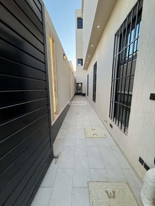 دور 211.88 متر مربع ب 5 غرف الجنادرية، شرق الرياض، الرياض