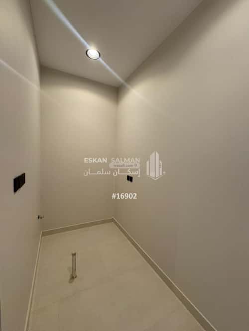 Apartment with 3 Bedrooms Al Bayan, East Riyadh, Riyadh