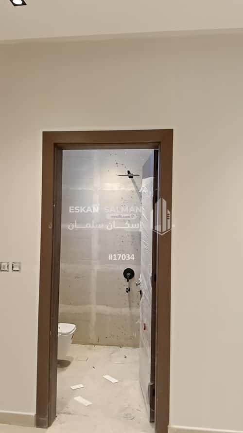 فيلا 305.64 متر مربع شرقية على شارع 20م النهضة، شرق الرياض، الرياض