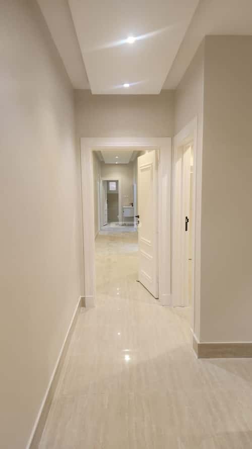 Floor with 4 Bedrooms Qurtubah, East Riyadh, Riyadh