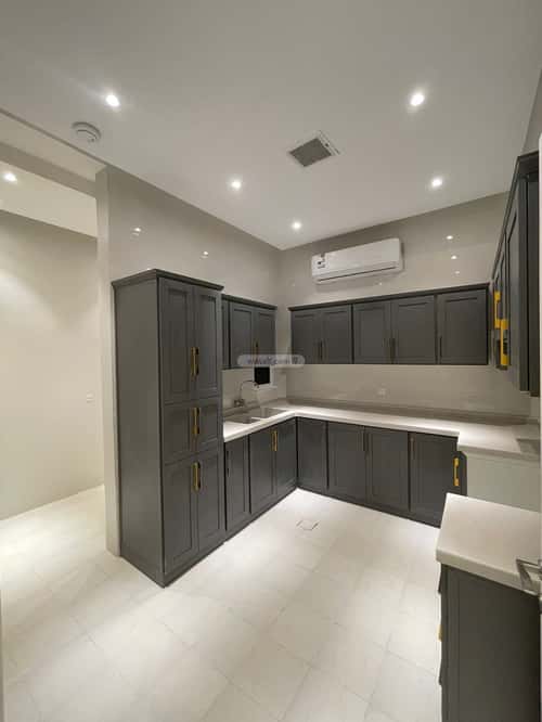 شقة 3 غرف في الملقا