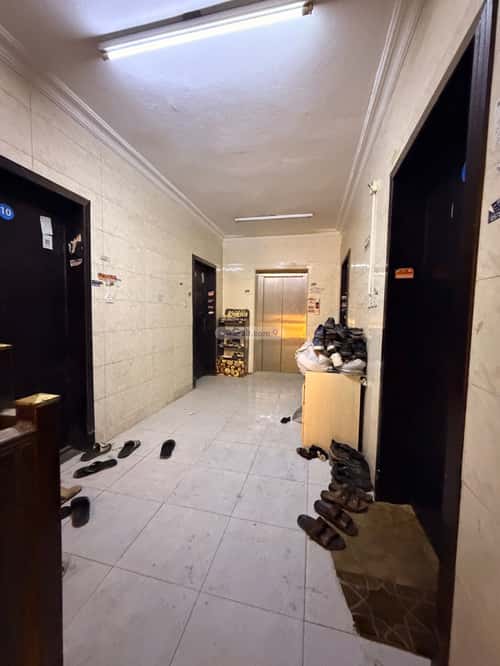 عمارة 325 متر مربع واجهة شمالية البادية، الدمام