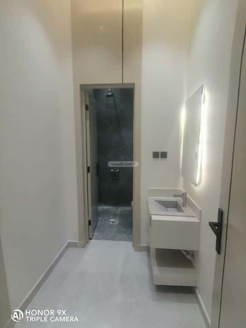 Floor 169 SQM with 4 bedrooms أحد، جنوب الرياض، الرياض