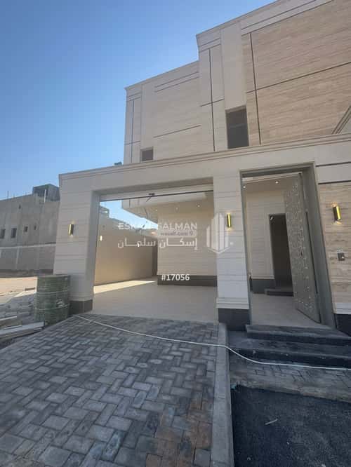 11 bedroom villa in Al Janadriyah