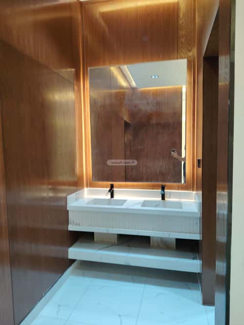 فيلا 252 متر مربع جنوبية على شارع 20م الخليج، شرق الرياض، الرياض