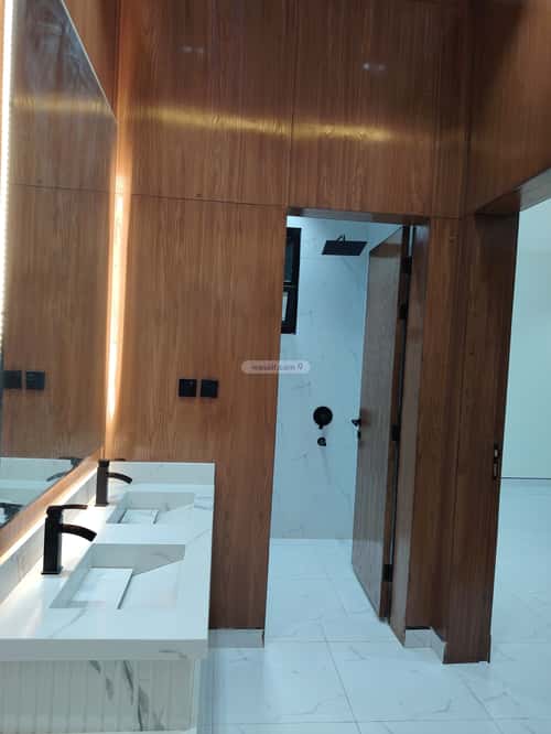 Villa 252 SQM Facing South on 20m Width Street Al-Khaleej, East Riyadh, Riyadh