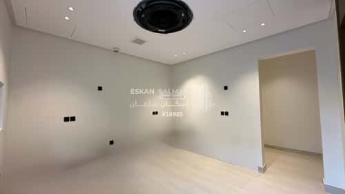 Villa 259 SQM Facing South on 15m Width Street Al-Malaz, Central Riyadh, Riyadh