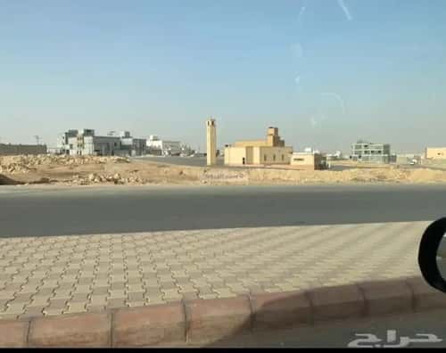 أرض 575 متر مربع شمالية على شارع 30م مشرف، الخرج