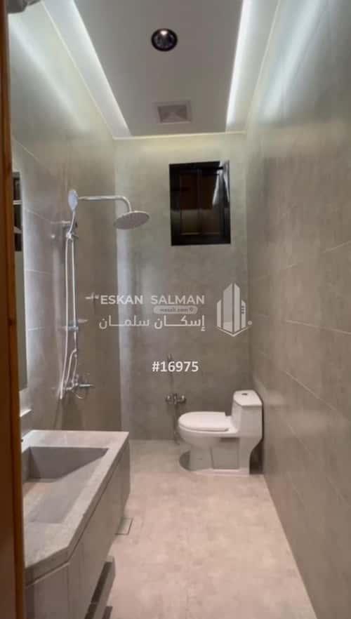 Apartment with 6 Bedrooms Al Jameayeen, Khamis Mushait