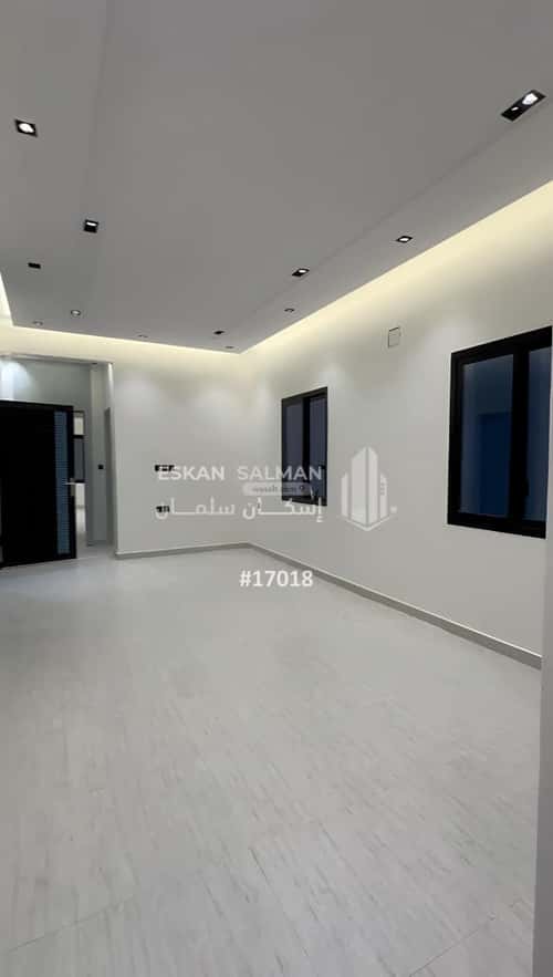 فيلا 305.36 متر مربع جنوبية على شارع 15م العزيزية، جنوب الرياض، الرياض