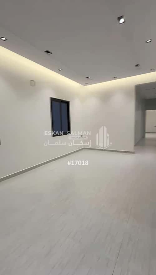 Villa 305 SQM facing South on 15m width street العزيزية، جنوب الرياض، الرياض