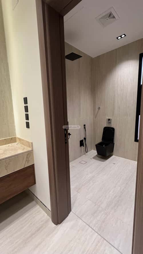 شقة 291 متر مربع ب 7 غرف المروج، أبها