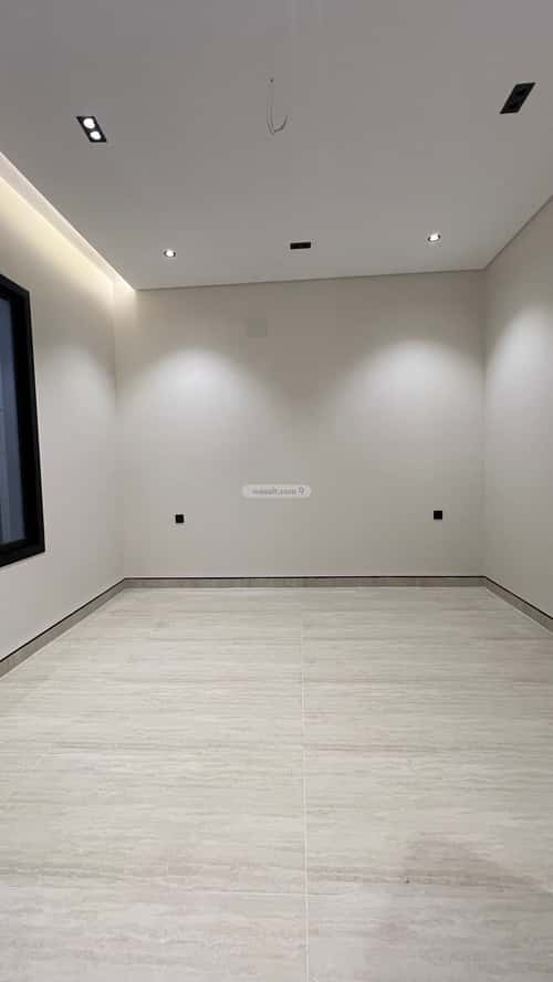 شقة 291 متر مربع ب 7 غرف المروج، أبها