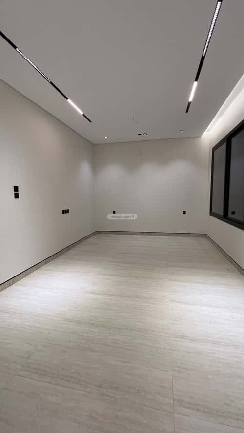 شقة 291 متر مربع ب 7 غرف المروج، أبها