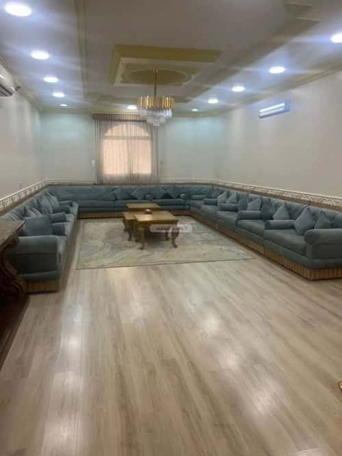 فيلا 600 متر مربع غربية على شارع 20م العاصمة، الدرعية