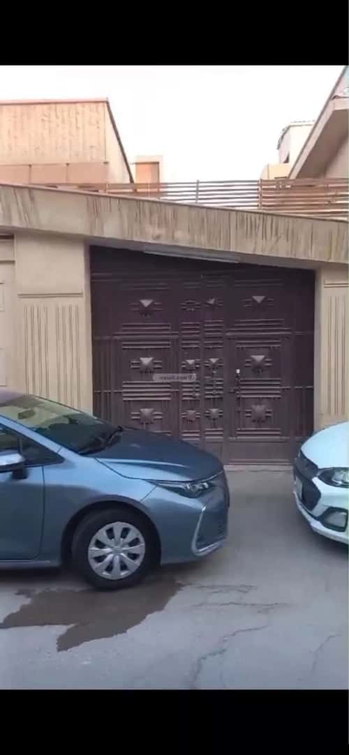Villa 500 SQM Facing South on 12m Width Street Al-Olaya, Central Riyadh, Riyadh