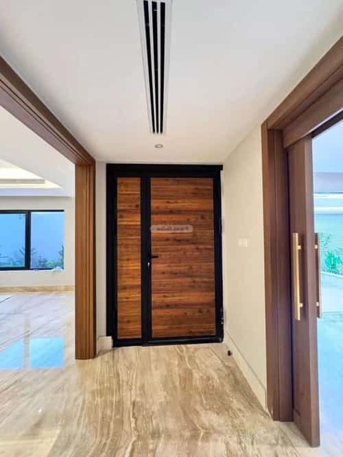 فيلا 500 متر مربع شمالية على شارع 20م الخليج، شرق الرياض، الرياض