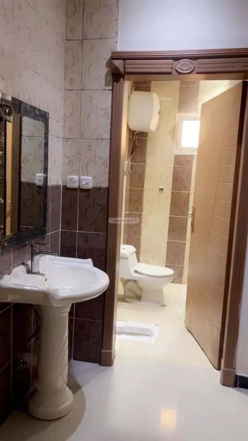 فيلا 323.34 متر مربع غربية على شارع 18م المونسية، شرق الرياض، الرياض