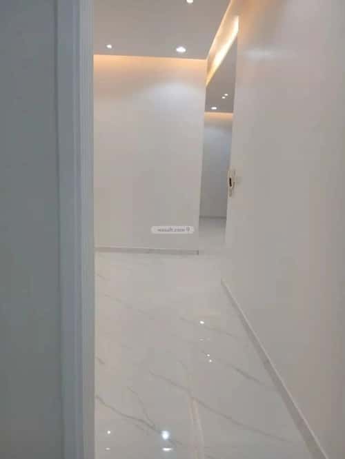 Apartment with 4 Bedrooms Al-Bariyah, South Riyadh, Riyadh