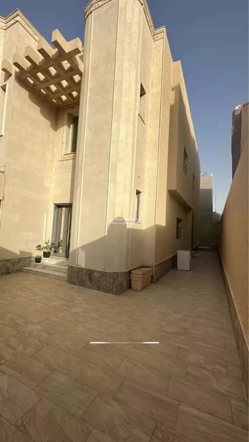 فيلا 303 متر مربع شمالية على شارع 15م الإزدهار، شمال الرياض، الرياض