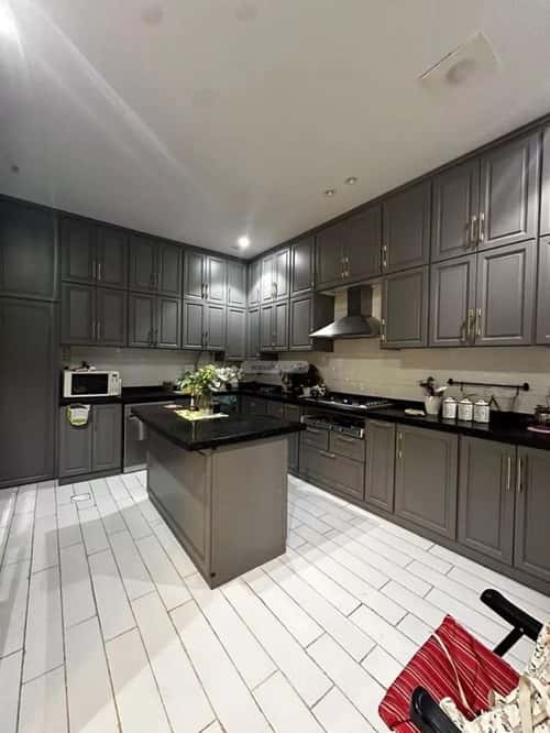 فيلا 375 متر مربع شرقية على شارع 15م المهدية، غرب الرياض، الرياض